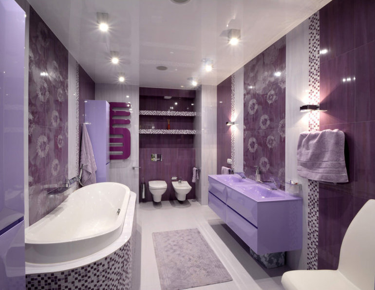 Badkamer gecombineerd met een badkamer