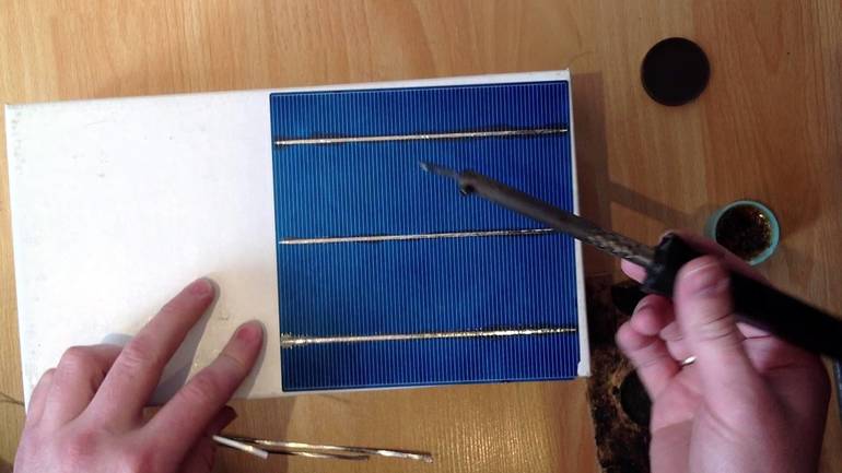 Panelek napelemek összeszereléséhez
