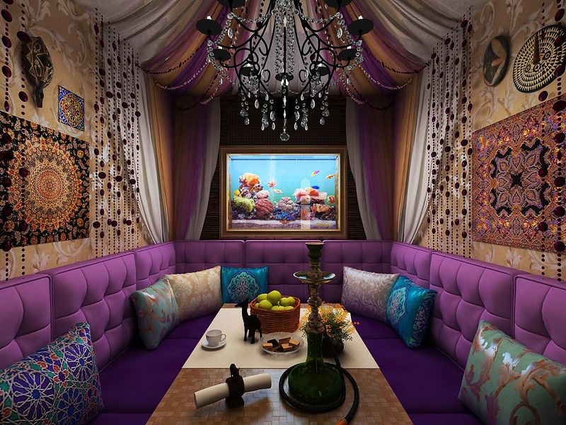 Purple sofa in the interior