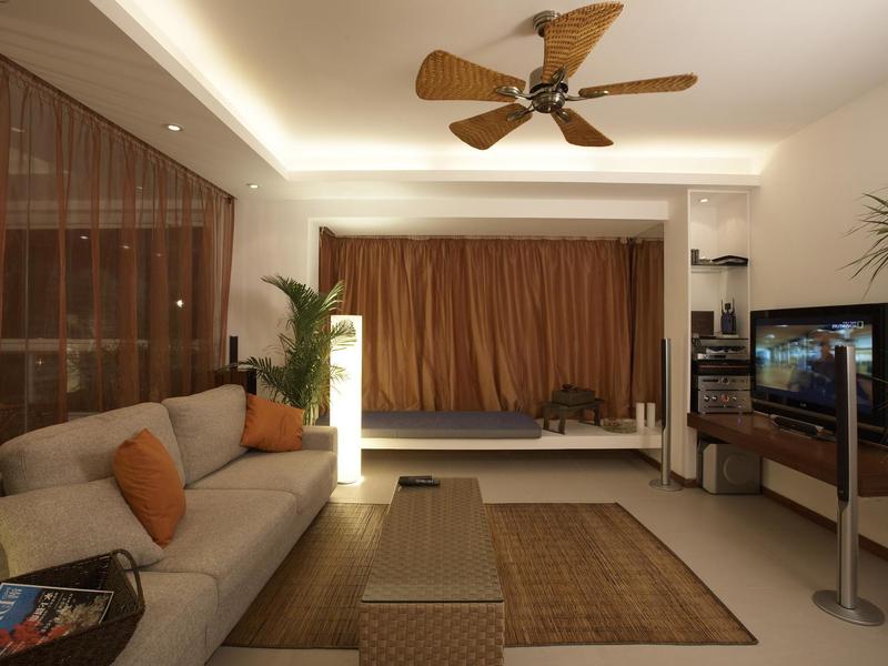 Mennyezeti ventilátor a nappaliban