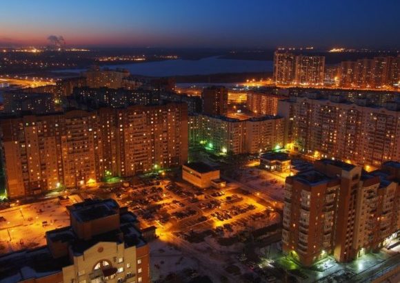 Uitzicht vanaf het dak van het zakencentrum van Atlantic City in St. Petersburg