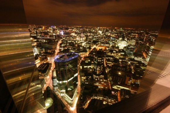 Uitzicht vanaf Tower 42 observatiedek in Londen