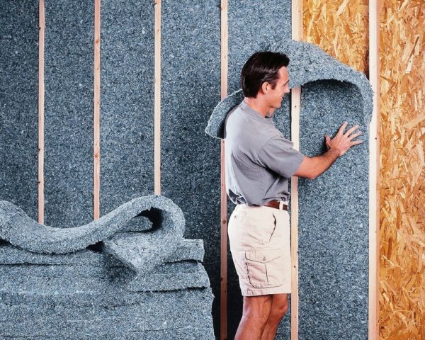 Савети о томе како изоловати зид у стану изнутра у кући на плочи