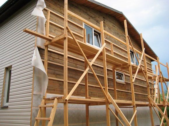 how to sheathe a wooden house