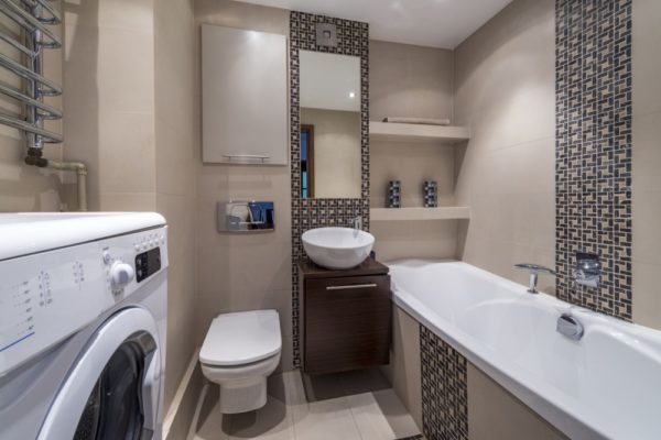 Kylpyhuone 4 neliömetriä modernissa tyylillä