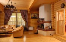 Décoration intérieure d'une maison en bois en bois